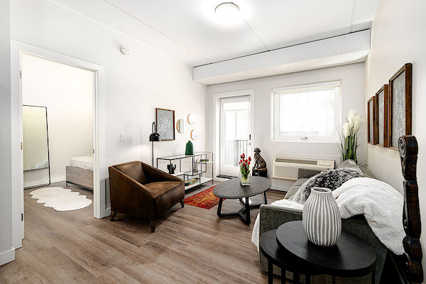Edmonton 1 bedrooms Apartment for rent. Property photo: 633990-2
