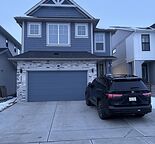 SIDE ENTRY FURNISHED BASEMENT STUDIO SUITE WITH FULL KITCHEN APPLIANCES