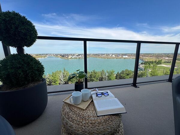 Calgary 2 bedrooms Condo Unit for rent. Property photo: 636337-2
