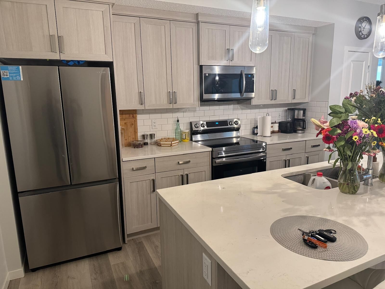 Calgary 2 bedrooms Condo Unit for rent. Property photo: 636605-1