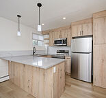 Amazing Location Renovated 1 Bedroom in the Heart of Sunnyside!