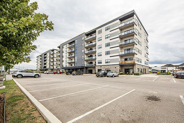 Windsor 1 bedrooms Apartment for rent. Property photo: 638020-3