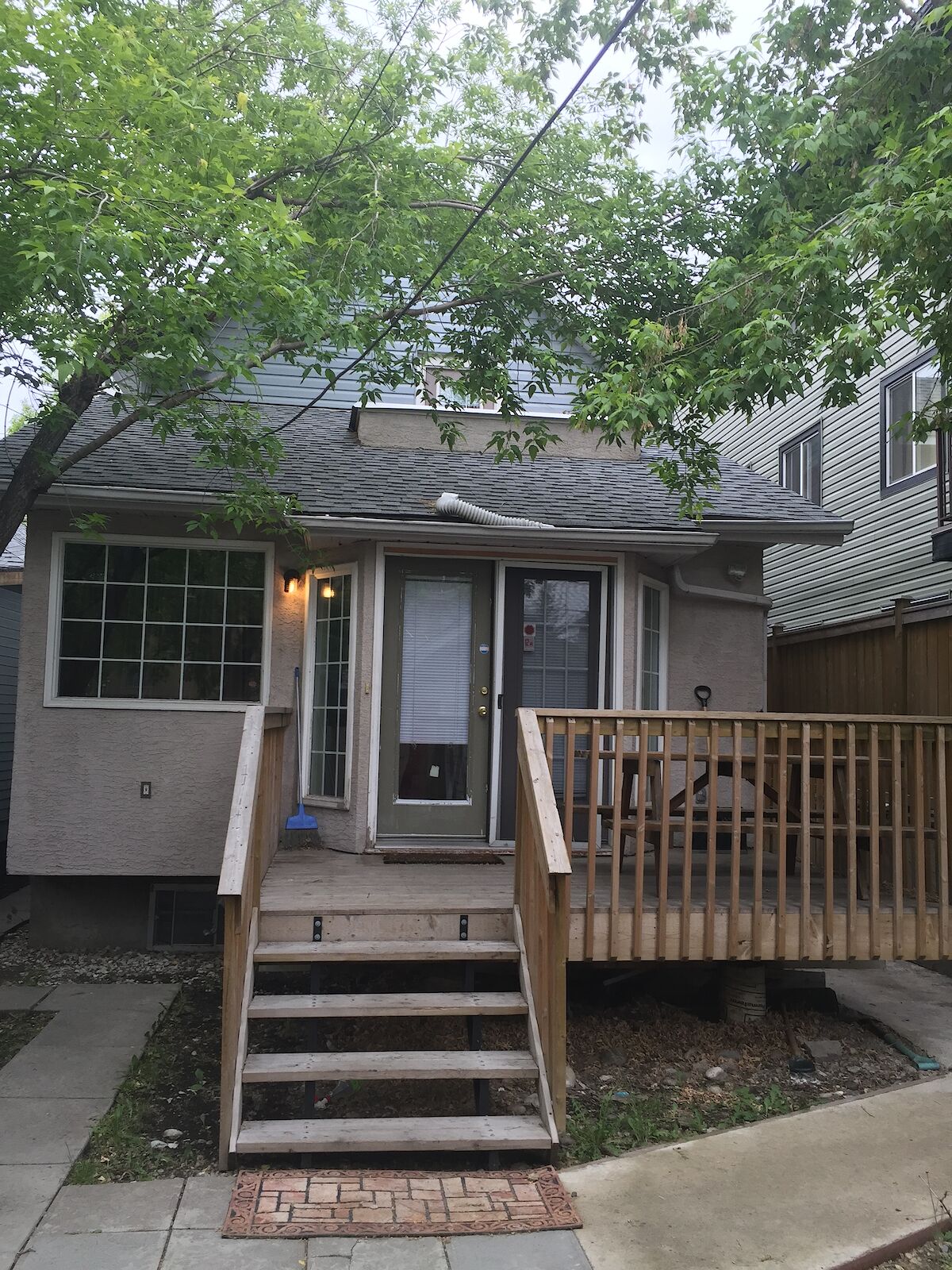 Calgary 1 bedroom House for rent. Property photo: 638381-1