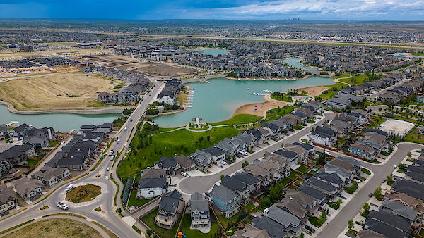 Calgary 2 bedrooms Condo Unit for rent. Property photo: 638440-2