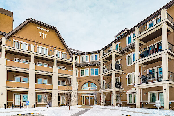 Calgary 2 bedrooms Condo Unit for rent. Property photo: 638440-3