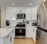 3 bed 1 bath Top Floor | $300 Move-In Bonus |
