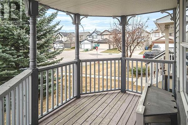 Calgary 3 bedrooms House for rent. Property photo: 638726-2