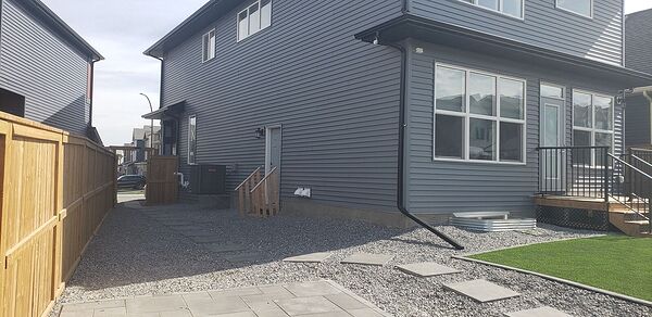Calgary 2 bedrooms Basement for rent. Property photo: 639775-2