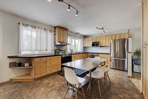 Spacious house with single garage and huge fenced backyard