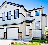 Evergreen Duplex 3 Beds 2 full bath