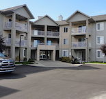 Spacious  2 Bedroom,2 bath Apartment with Gas Fireplace