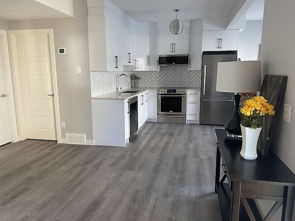 Calgary 1 bedroom House for rent. Property photo: 640894-2
