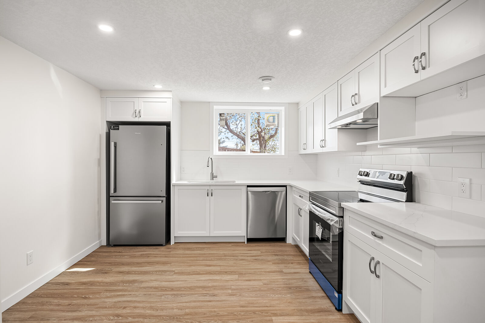 Calgary 2 bedrooms Basement for rent. Property photo: 640998-1