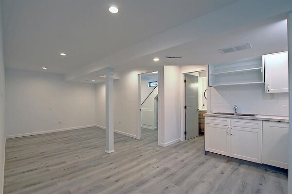 Calgary 1 bedroom Room For Rent for rent. Property photo: 641009-3