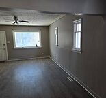 SPACIOUS MAIN FLOOR FOR RENT. **5 MINUTE WALK TO TRAIN STATION**
