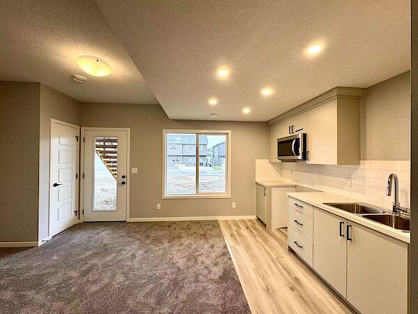 Calgary 1 bedroom Basement for rent. Property photo: 642247-3