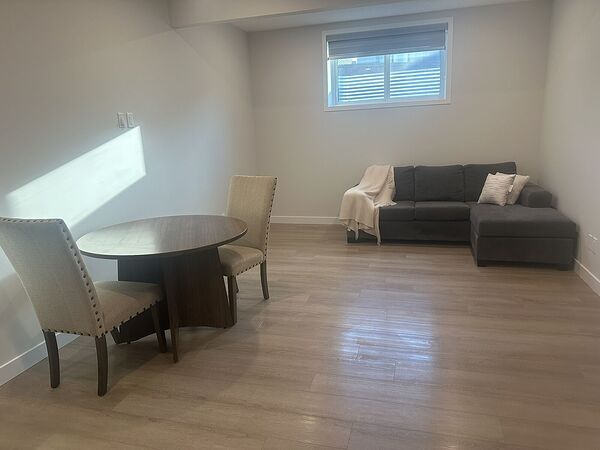 Calgary 1 bedroom Basement for rent. Property photo: 642734-3