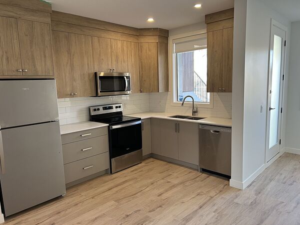 Calgary 1 bedrooms Apartment for rent. Property photo: 642874-2