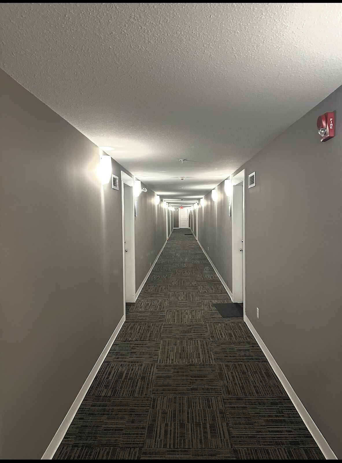 Calgary 2 bedrooms Condo Unit for rent. Property photo: 642984-1