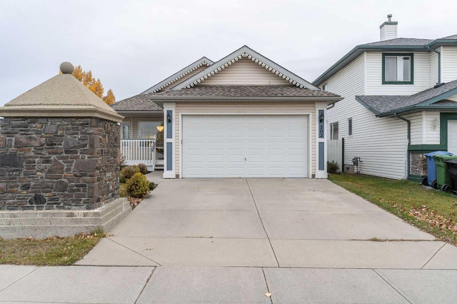 Calgary 3 bedrooms House for rent. Property photo: 643068-1