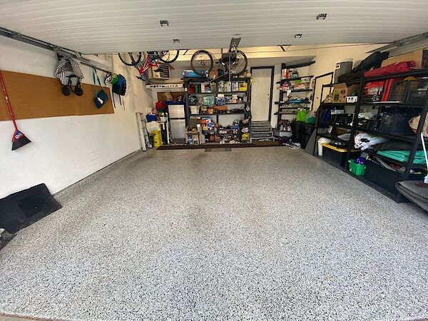 Calgary 4 bedrooms House for rent. Property photo: 643134-2