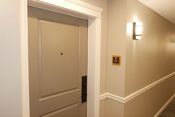 Calgary 1 bedroom Condo Unit for rent. Property photo: 643419-2