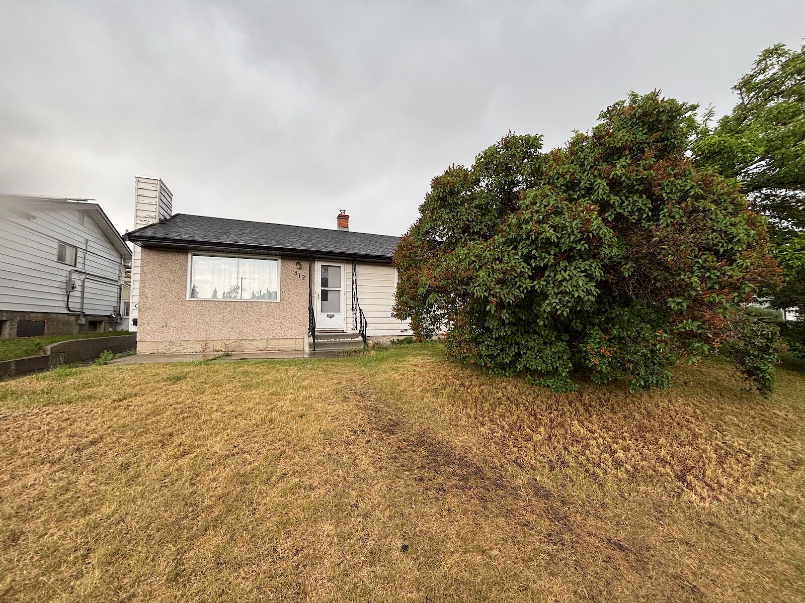 Calgary 3 bedrooms Main Floor for rent. Property photo: 644599-1