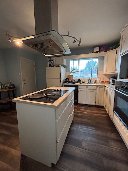 Calgary 3 bedrooms Main Floor for rent. Property photo: 644599-2