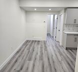 Cozy and Brand New 2 bed 1 bath legal unit