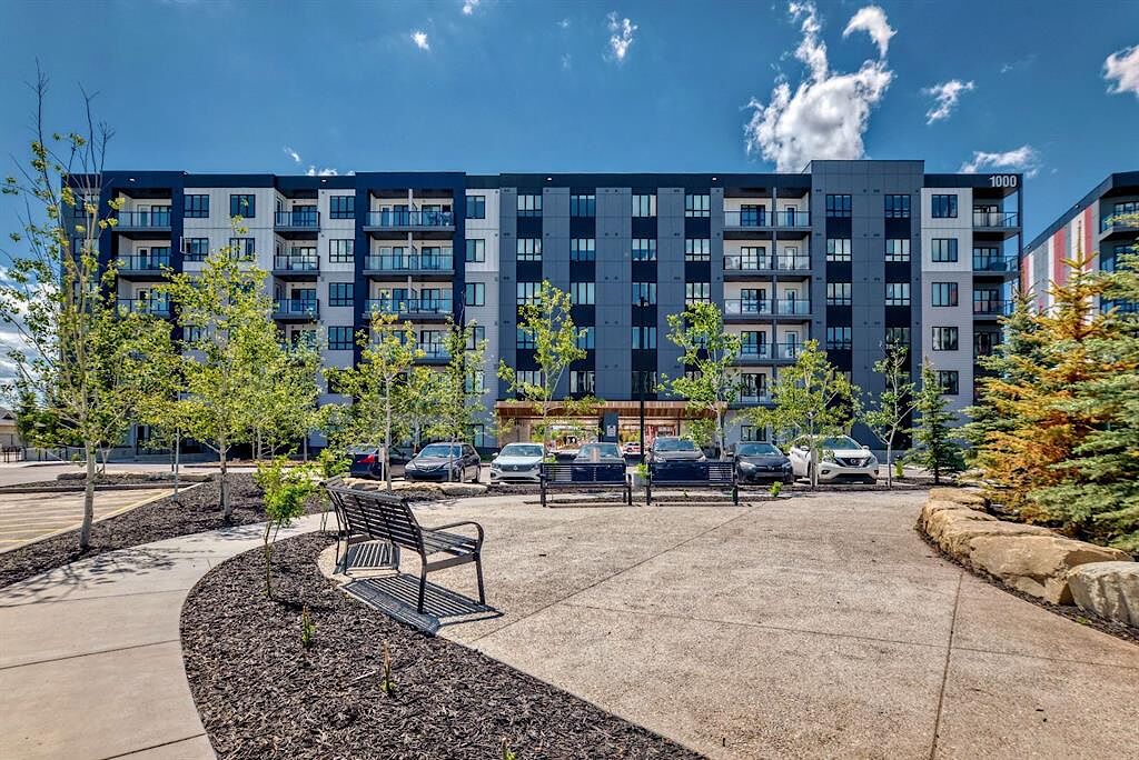 Calgary 2 bedrooms Condo Unit for rent. Property photo: 646342-1