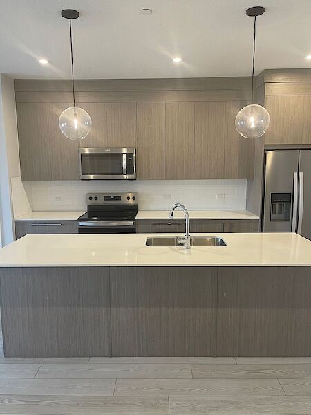 Calgary 2 bedrooms Condo Unit for rent. Property photo: 646342-3