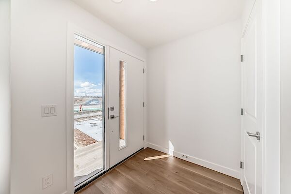 Calgary 2 + Den bedrooms Townhouse for rent. Property photo: 647328-3