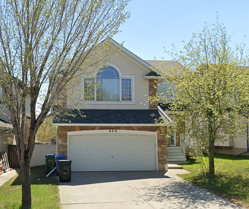 Calgary 4 + Den bedrooms House for rent. Property photo: 647776-1