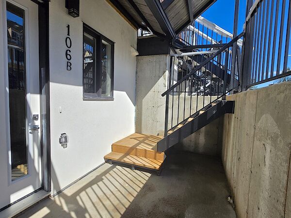Cozy 2025 built 2 beds Legal Basement Suite – walk to C-train