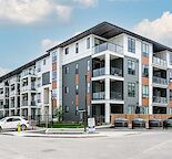 Stunning 1BED+1DEN/1BA Sage Hill Gem w/ Upgrades, Balcony & Parking
