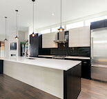 Fully Loaded Inner-City Home | 4 Beds, Walkout Basement, Gym & More!