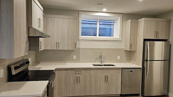 Calgary 2 bedrooms Basement for rent. Property photo: 648882-2