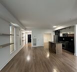 Ground level spacious 1 bedroom. Across the street from river walk and dog park
