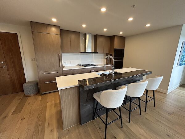 Calgary 2 bedrooms Condo Unit for rent. Property photo: 649651-3