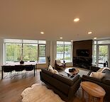 Luxury Waterfront 2 Bdrm Condo, River Views From EVERY Window