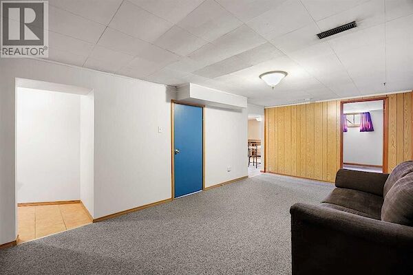 Calgary 2 bedrooms Basement for rent. Property photo: 649735-2