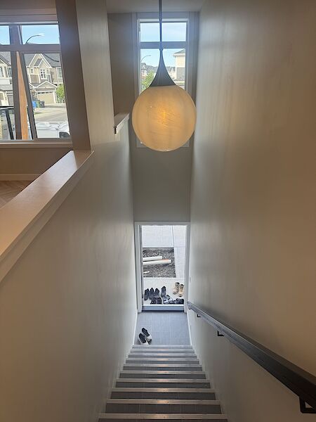 Calgary 3 bedrooms Townhouse for rent. Property photo: 650420-2