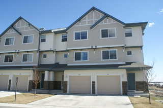 Calgary 3 bedrooms Townhouse for rent. Property photo: 65091-1