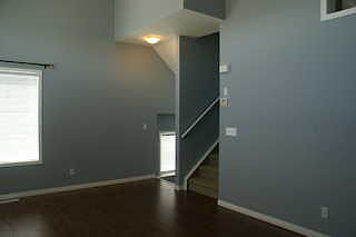 Calgary 3 bedrooms Townhouse for rent. Property photo: 65091-2