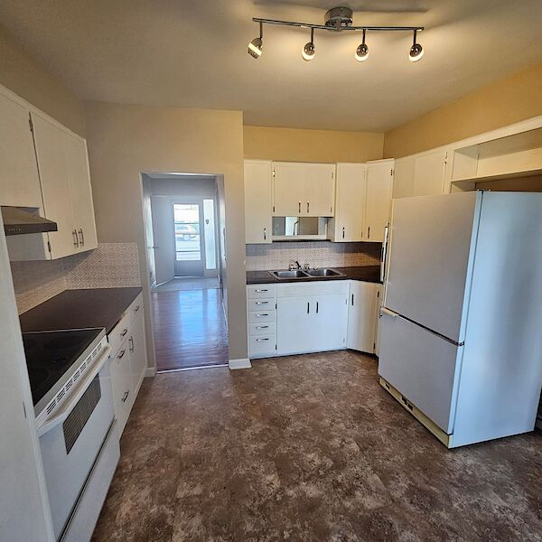 Calgary 3 bedrooms Main Floor for rent. Property photo: 651865-3