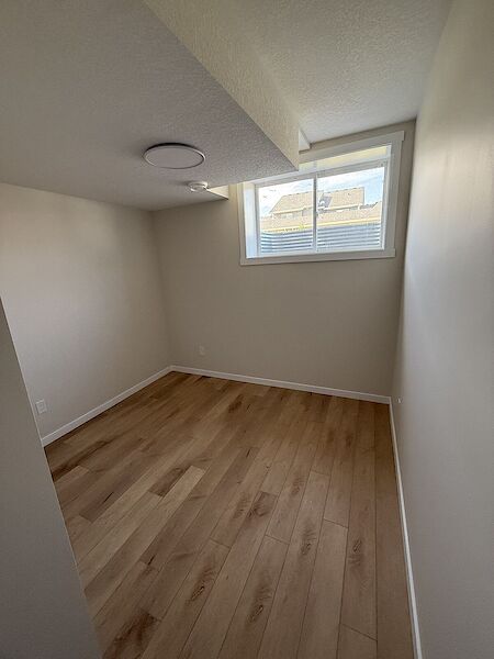 Calgary 1 bedroom Basement for rent. Property photo: 652027-3