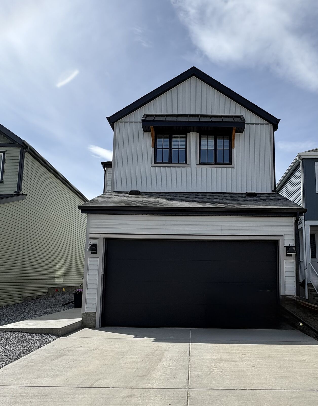 Calgary 3 bedrooms House for rent. Property photo: 652081-1