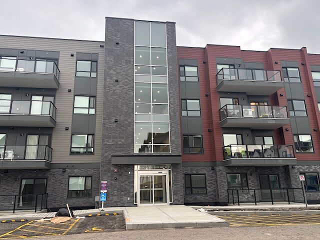 Calgary 2 bedrooms Condo Unit for rent. Property photo: 652084-1