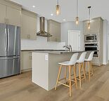 ✨4 BEDROOMS + BONUS ROOM  ~2 PARKING SPOTS