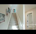 Live the Sunnyside Lifestyle –  2 Bed Townhouse with Gym, Office & 3 Balconies